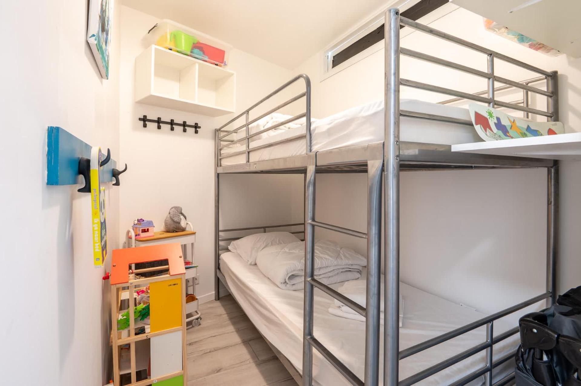 Appartement Perfectly Situated 2br Near The *