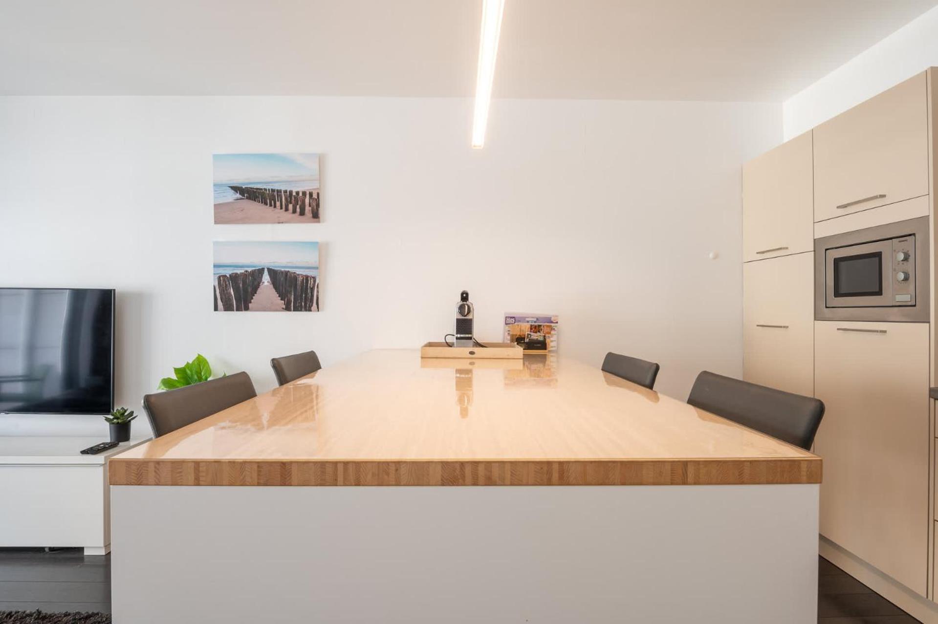 Appartement Perfectly Situated 2br Near The